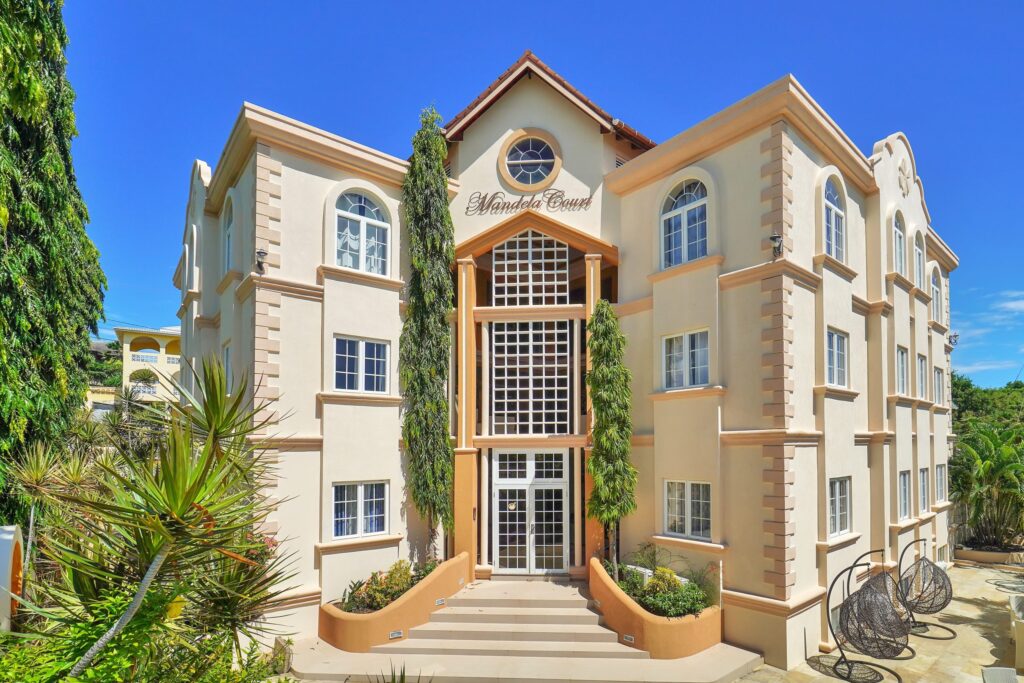 Mastering Hotel Etiquette: Tips for Being a Courteous Guest During Your Stay at Mandela Court