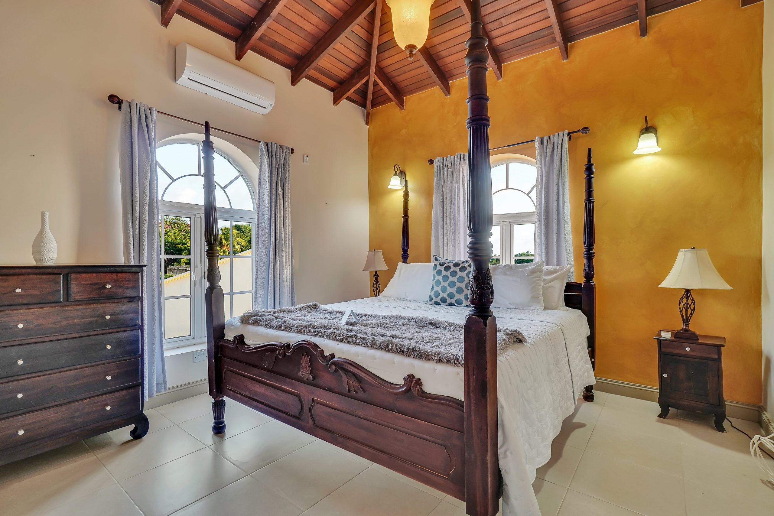 Adunay-Suite-3003-17_bzzt-scaled