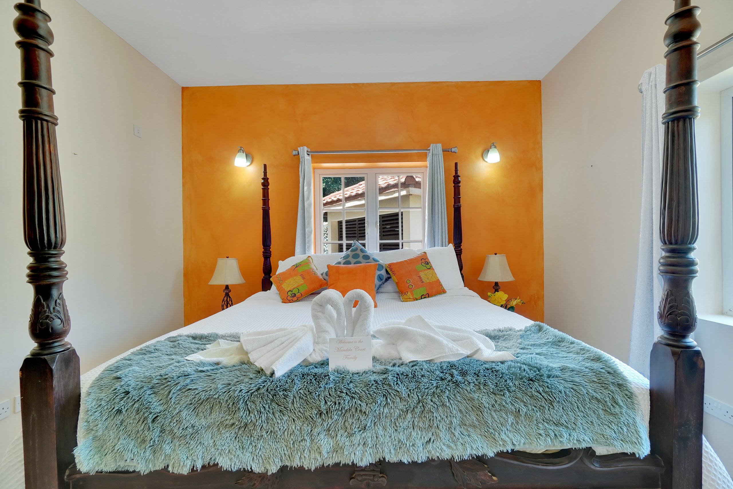 Bougainvillea-Suite-1002-16_bzzt-scaled